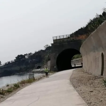 Vento Del Sud Bed & Breakfast