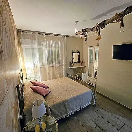 Bed & Breakfast Vento Del Sud 3*